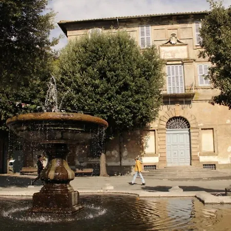 Un Posto Al Centro Manziana
